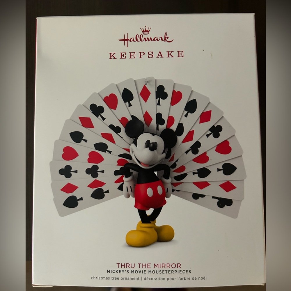 Hallmark Keepsake 2018 Through The Mirror